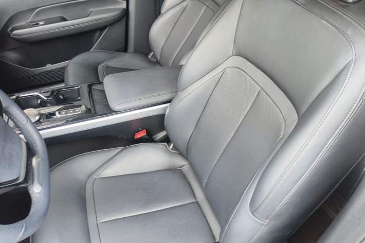 Used Wuling Xingguang 2023 150 Advanced Edition Left Front Seat