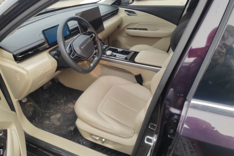 Used Wuling Xingguang 2023 150 Advanced Edition Left Front Seat