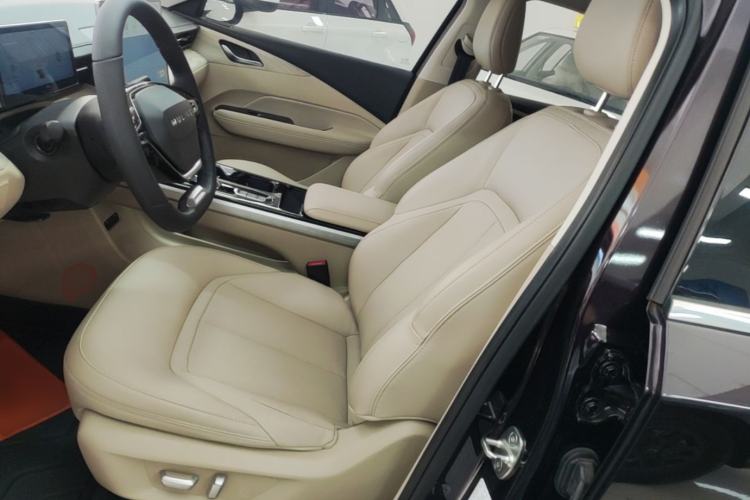 Used Wuling Xingguang 2023 150 Advanced Edition Left Front Seat