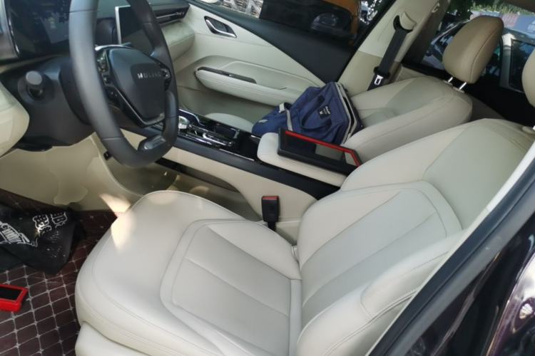 Used Wuling Xingguang 2023 70 Standard Edition Left Front Seat