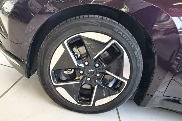 Used Wuling Xingguang 2023 150 Advanced Edition Left Front Wheel Hub