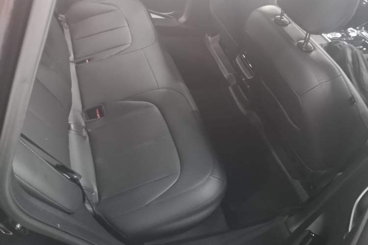 Used Wuling Xingguang 2023 70 Standard Edition Left Rear Seat