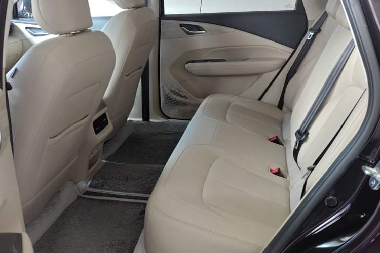 Used Wuling Xingguang 2023 150 Advanced Edition Left Rear Seat