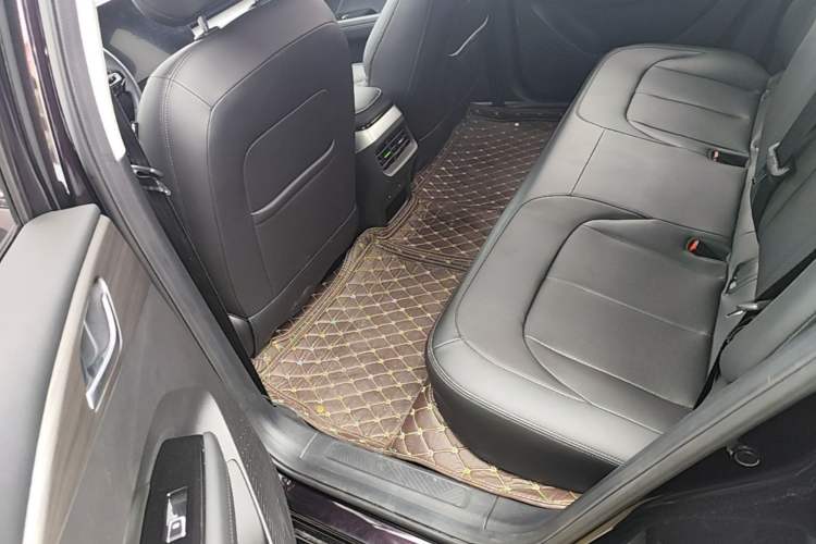 Used Wuling Xingguang 2023 150 Advanced Edition Left Rear Seat