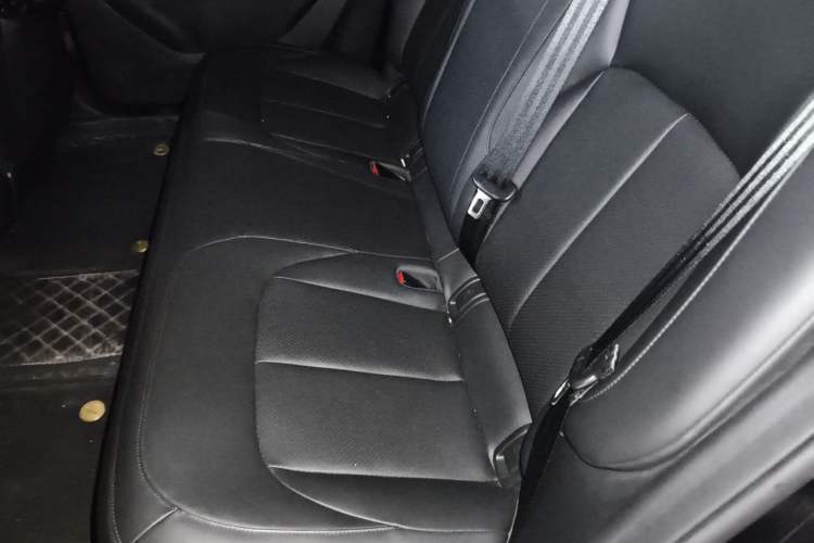 Used Wuling Xingguang 2023 150 Advanced Edition Left Rear Seat