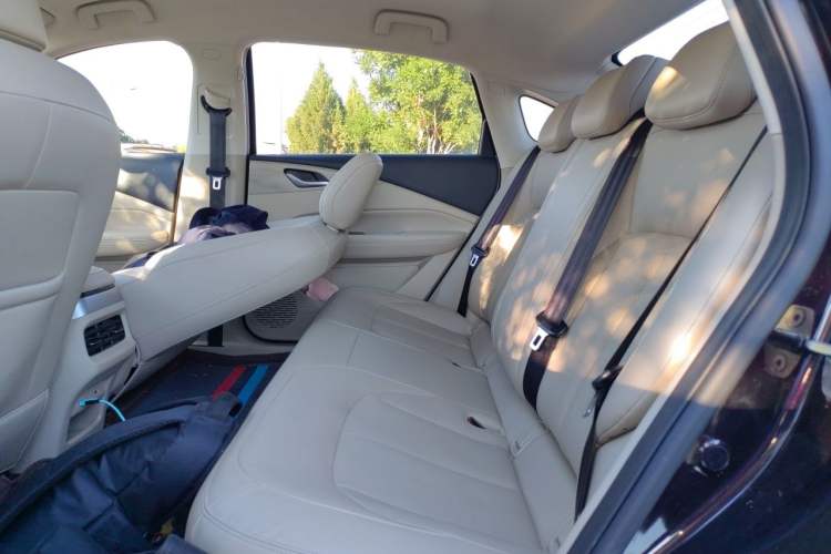 Used Wuling Xingguang 2023 150 Advanced Edition Left Rear Seat