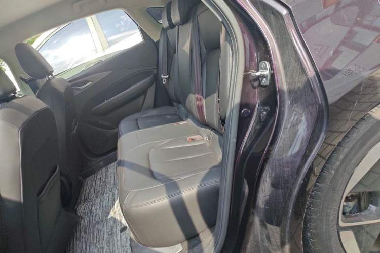 Used Wuling Xingguang 2023 150 Advanced Edition Left Rear Seat