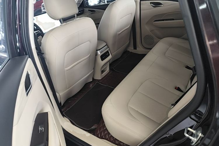 Used Wuling Xingguang 2023 150 Advanced Edition Left Rear Seat