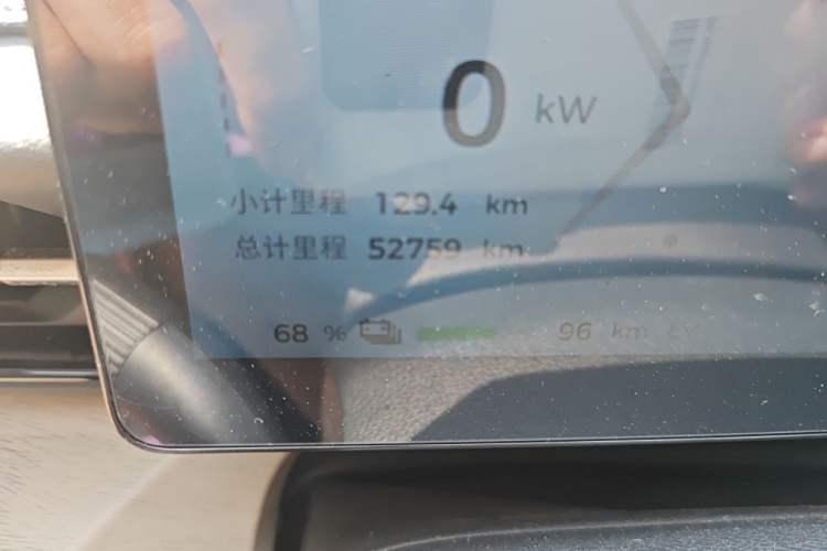 Used Wuling Xingguang 2023 150 Advanced Edition Odometer Close Up