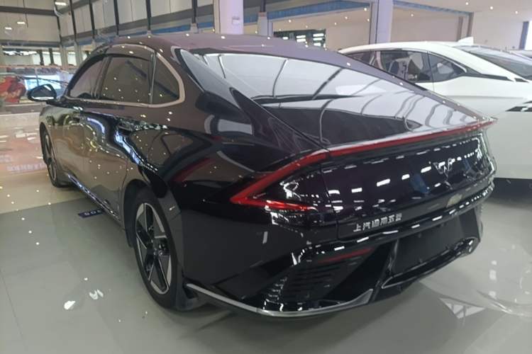 Used Wuling Xingguang 2023 150 Advanced Edition Rear Left 45 Deg