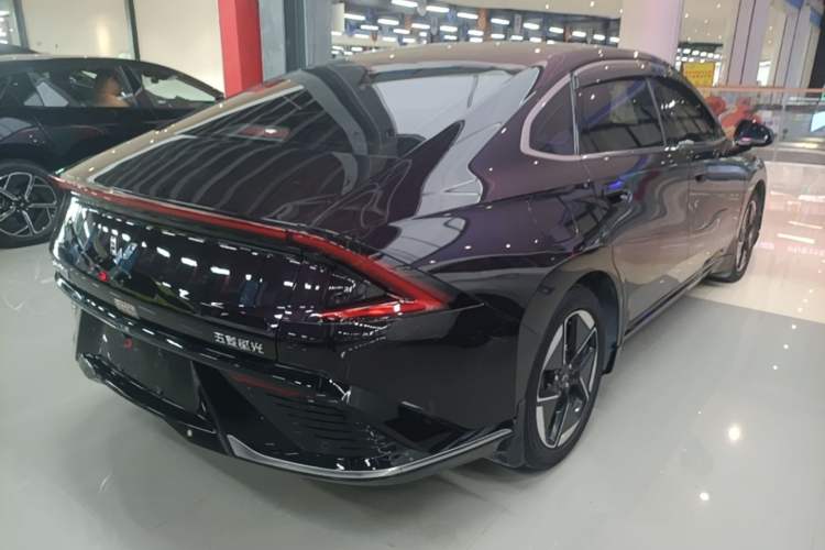Used Wuling Xingguang 2023 150 Advanced Edition Rear Right 45 Deg