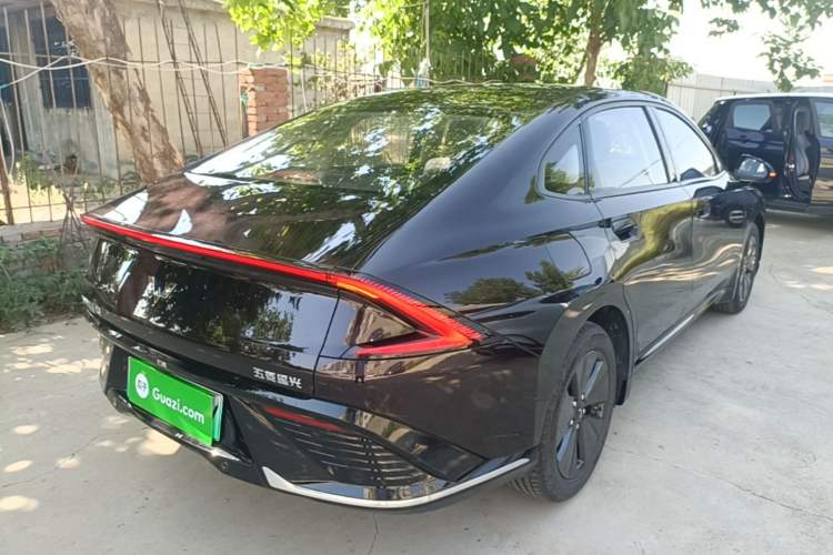 Used Wuling Xingguang 2023 70 Standard Edition Rear Right 45 Deg