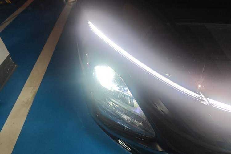 Used Wuling Xingguang 2023 150 Advanced Edition Right Front Headlight