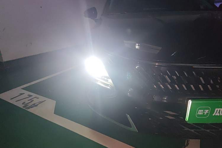 Used Wuling Xingguang 2023 150 Advanced Edition Right Front Headlight