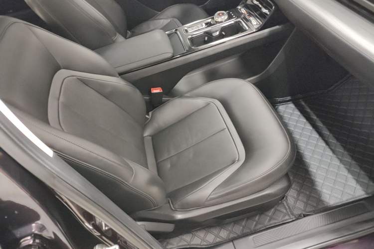 Used Wuling Xingguang 2023 70 Standard Edition Right Front Seat