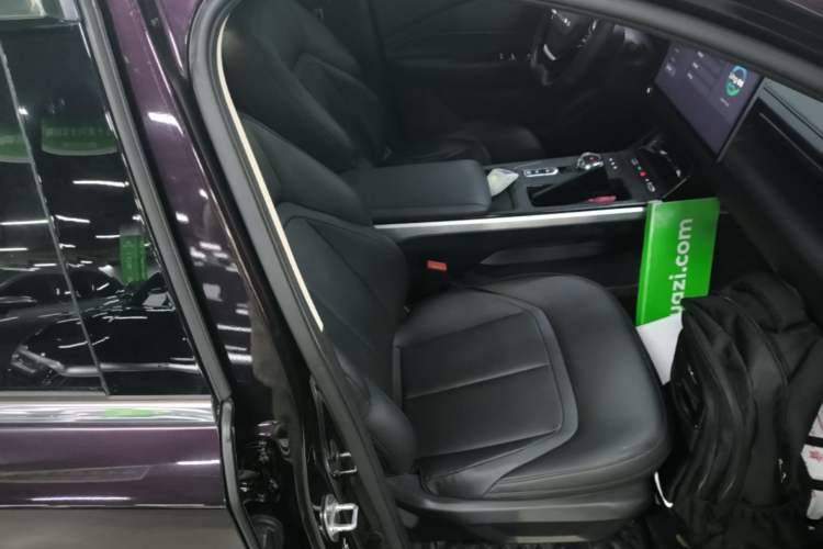 Used Wuling Xingguang 2023 150 Advanced Edition Right Front Seat