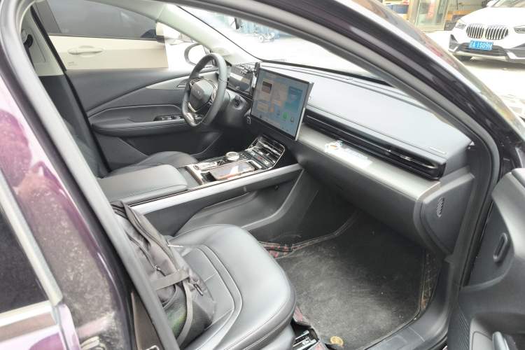 Used Wuling Xingguang 2023 150 Advanced Edition Right Front Seat