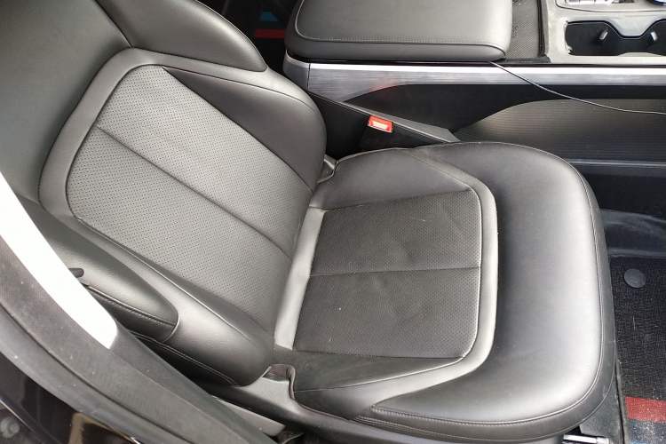 Used Wuling Xingguang 2023 150 Advanced Edition Right Front Seat
