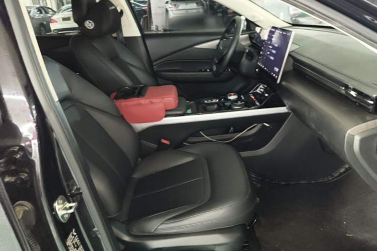 Used Wuling Xingguang 2023 150 Advanced Edition Right Front Seat