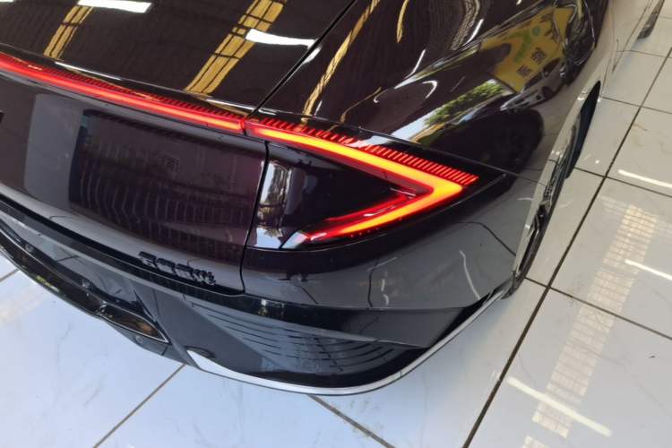 Used Wuling Xingguang 2023 150 Advanced Edition Right Rear Taillight