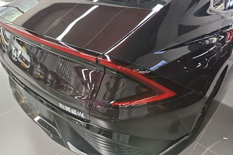 Used Wuling Xingguang 2023 150 Advanced Edition Right Rear Taillight