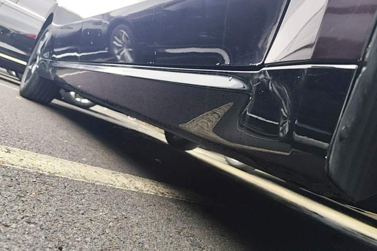 Used Wuling Xingguang 2023 150 Advanced Edition Right Side Sill