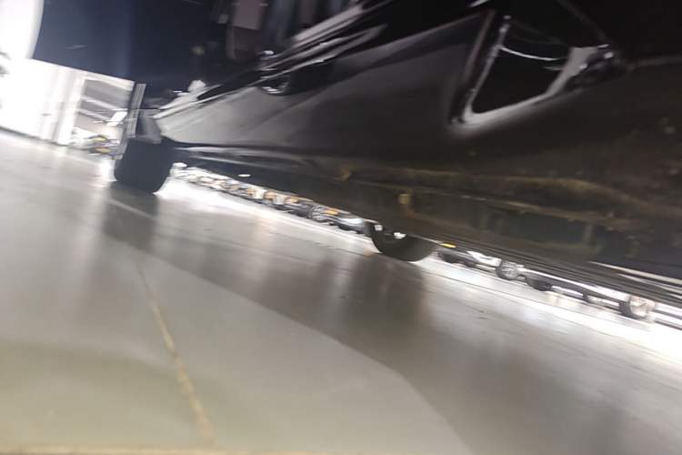Used Wuling Xingguang 2023 150 Advanced Edition Right Side Sill