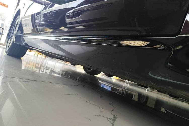 Used Wuling Xingguang 2023 150 Advanced Edition Right Side Sill