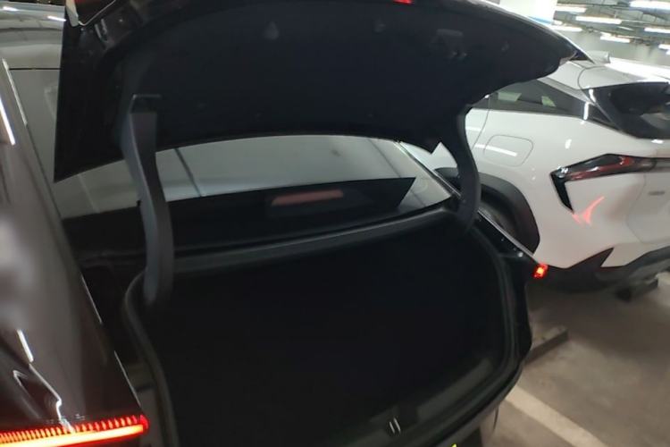 Used Wuling Xingguang 2023 150 Advanced Edition Trunk