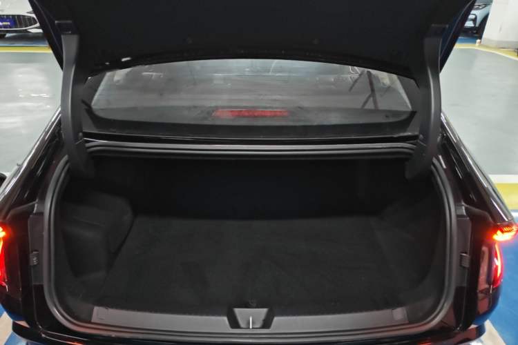 Used Wuling Xingguang 2023 70 Standard Edition Trunk
