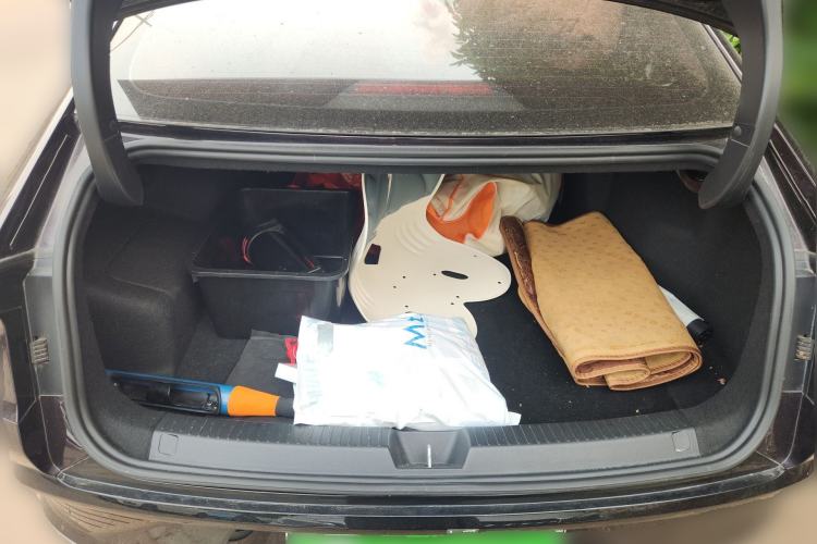 Used Wuling Xingguang 2023 70 Standard Edition Trunk