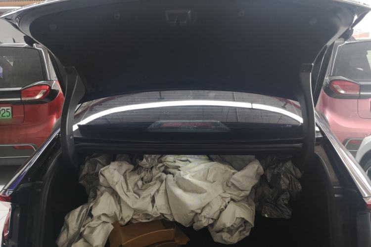 Used Wuling Xingguang 2023 70 Standard Edition Trunk