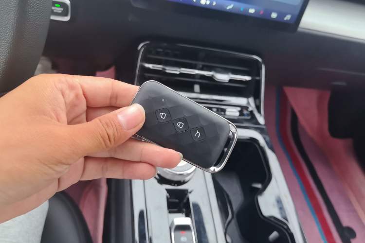 Used Wuling Xingguang 2023 70 Standard Edition Vehicle Key