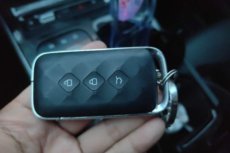 Used Wuling Xingguang 2023 150 Advanced Edition Vehicle Key