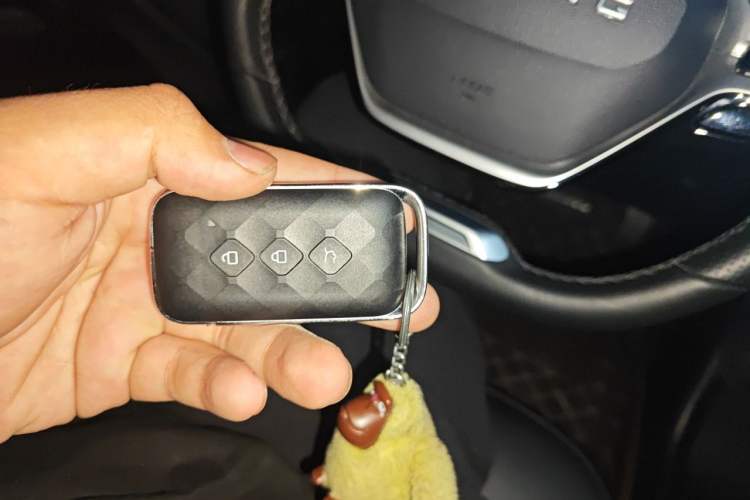 Used Wuling Xingguang 2023 150 Advanced Edition Vehicle Key