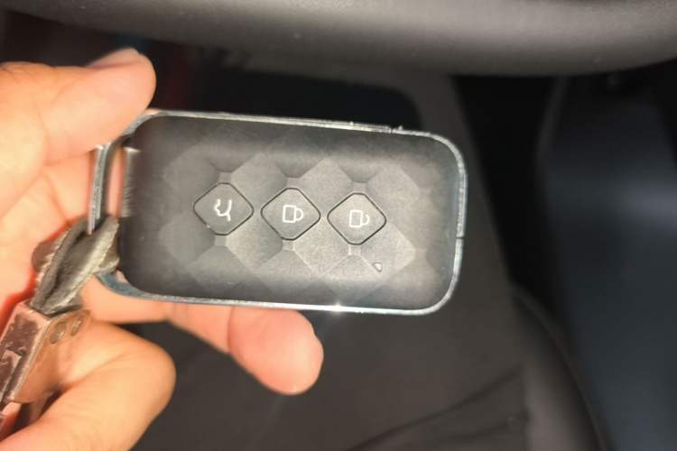Used Wuling Xingguang 2023 150 Advanced Edition Vehicle Key