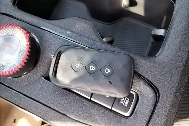 Used Wuling Xingguang 2023 150 Advanced Edition Vehicle Key
