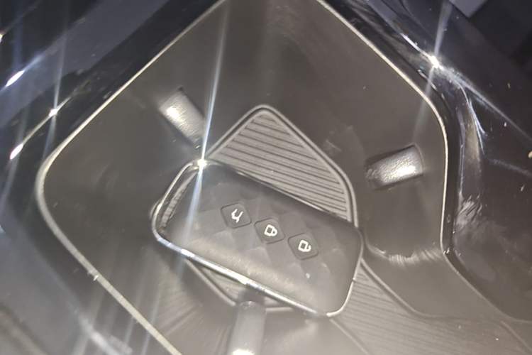 Used Wuling Xingguang 2023 150 Advanced Edition Vehicle Key
