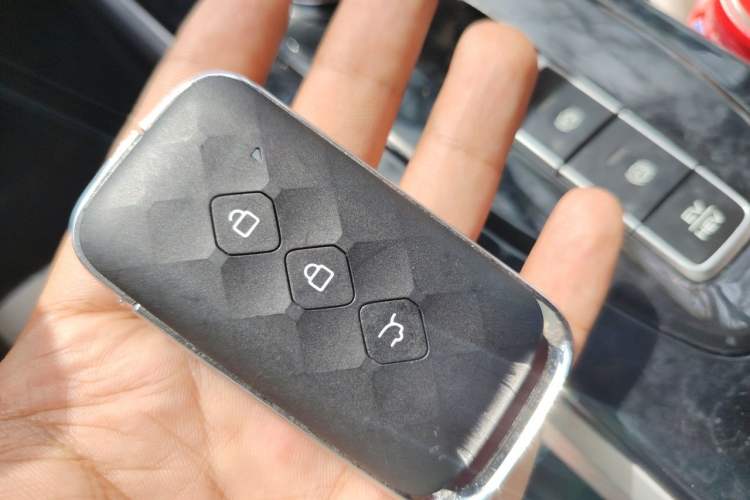 Used Wuling Xingguang 2023 150 Advanced Edition Vehicle Key