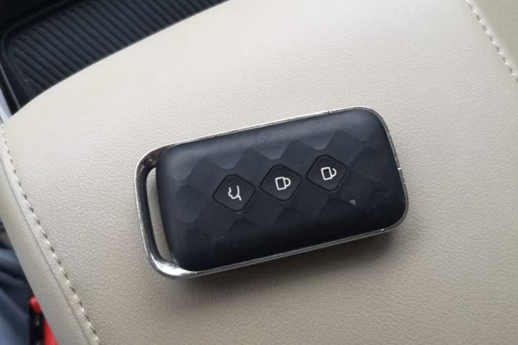 Used Wuling Xingguang 2023 150 Advanced Edition Vehicle Key