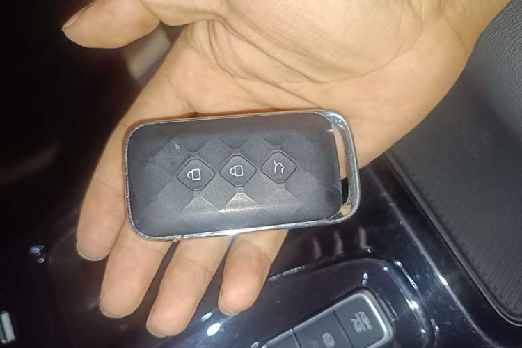 Used Wuling Xingguang 2023 70 Standard Edition Vehicle Key