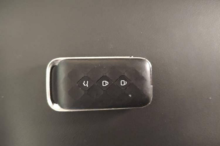 Used Wuling Xingguang 2023 70 Standard Edition Vehicle Key