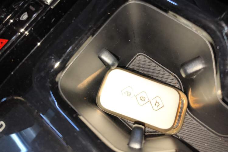 Used Wuling Xingguang 2023 150 Advanced Edition Vehicle Key
