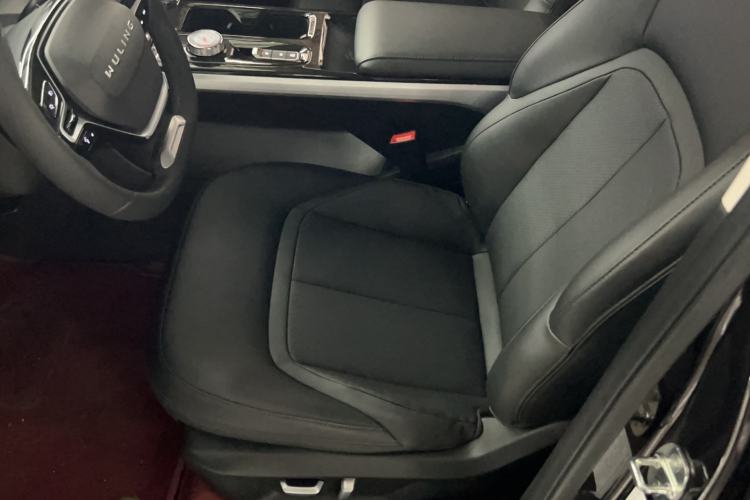 Used Wuling Xingguang 2023 150 Advanced Edition Left Front Seat