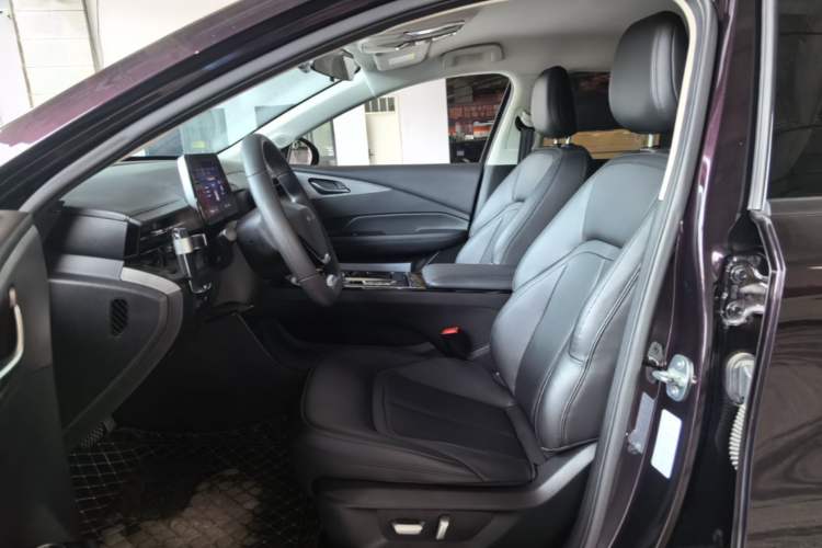 Used Wuling Xingguang 2023 70 Standard Edition Left Front Seat