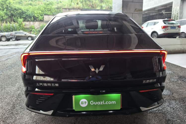 Used Wuling Xingguang 2023 70 Standard Edition Rear