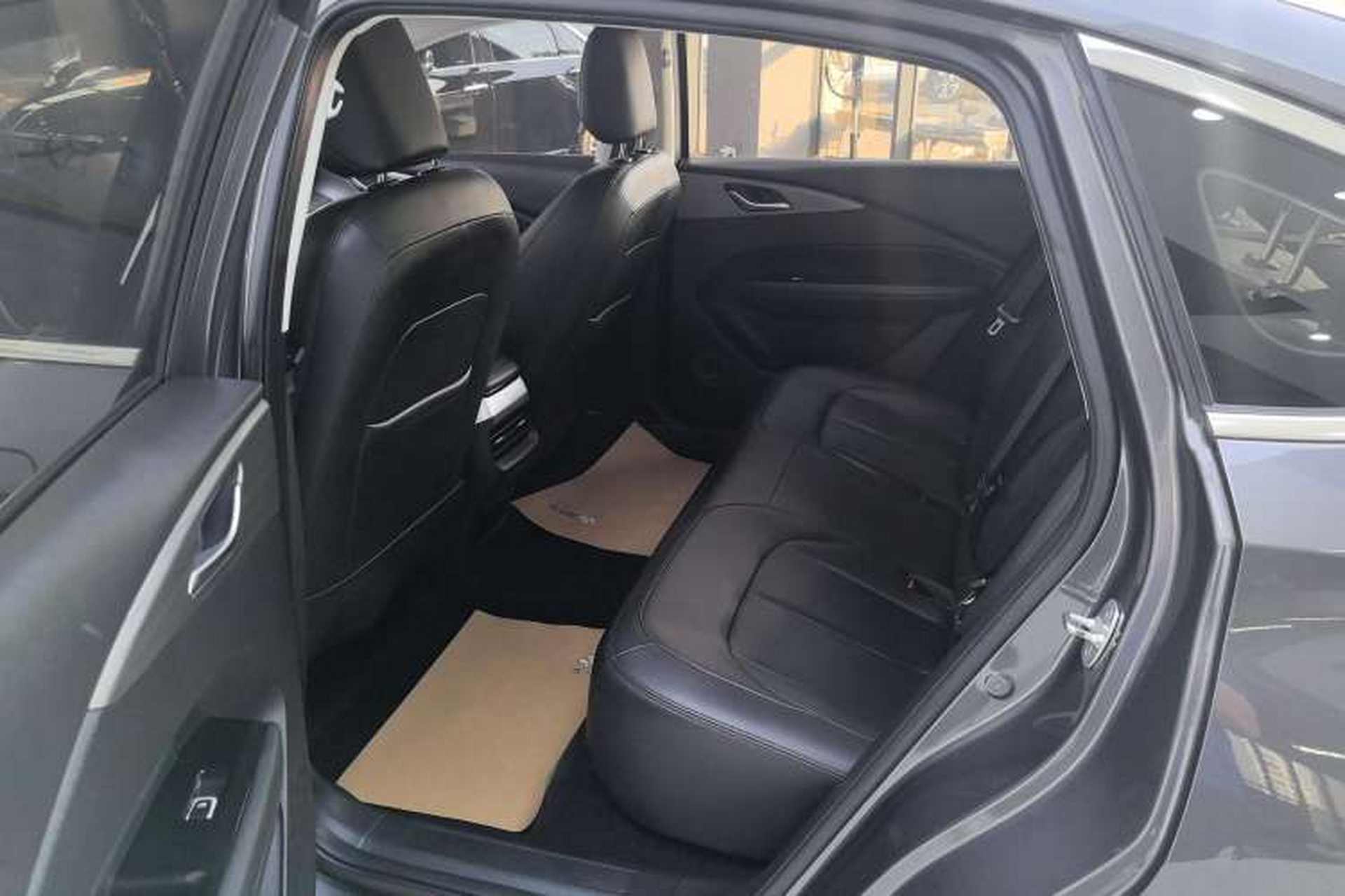 Used Wuling Xingguang 2023 150 Advanced Edition Right Rear Seat