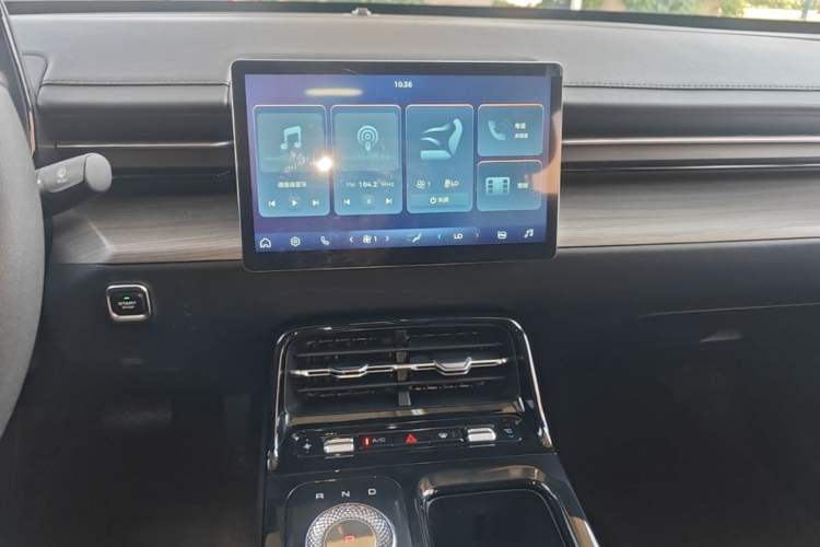 Used Wuling Xingguang 2023 70 Standard Edition Audio And AC Panel