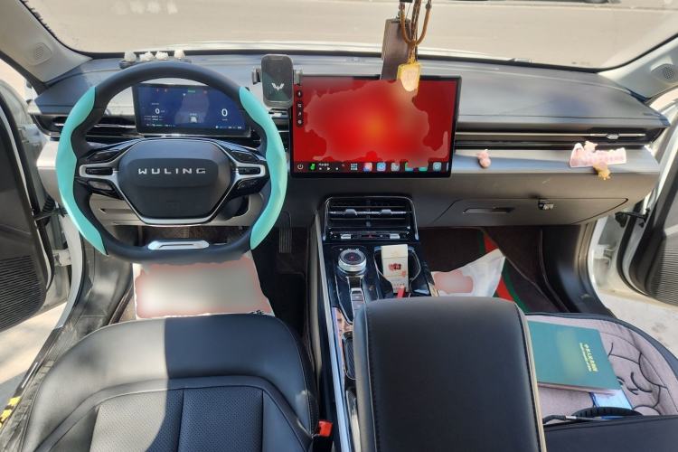 Used Wuling Xingguang 2023 150 Advanced Edition Center Console