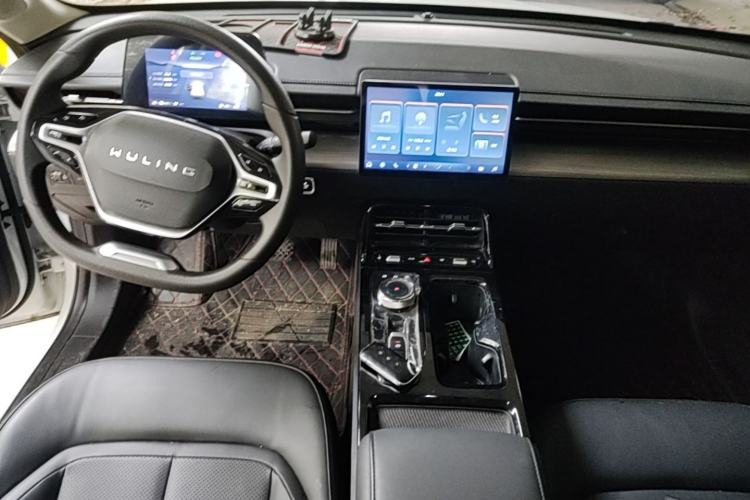 Used Wuling Xingguang 2023 70 Standard Edition Center Console